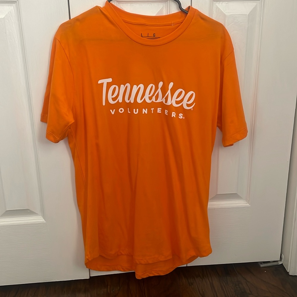 Women’s TENNESSEE VOLUNTEERS tshirt